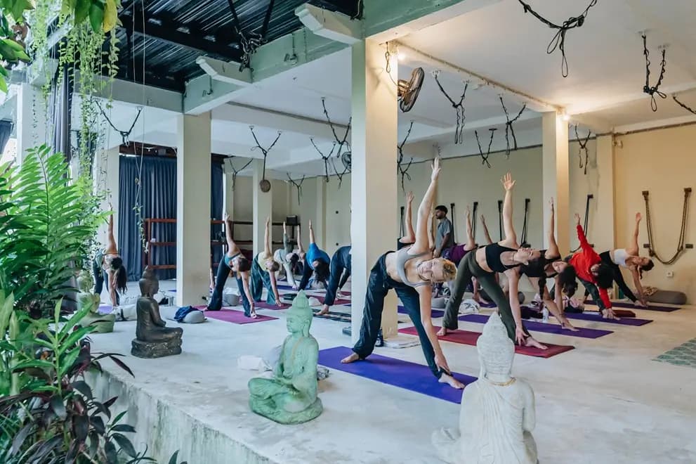 200 hour yoga teacher training in Bali
