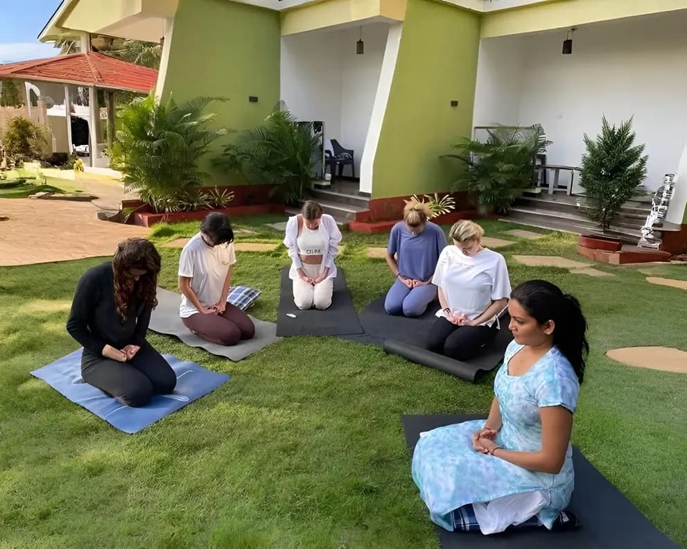 200-hour yoga teacher training in Goa