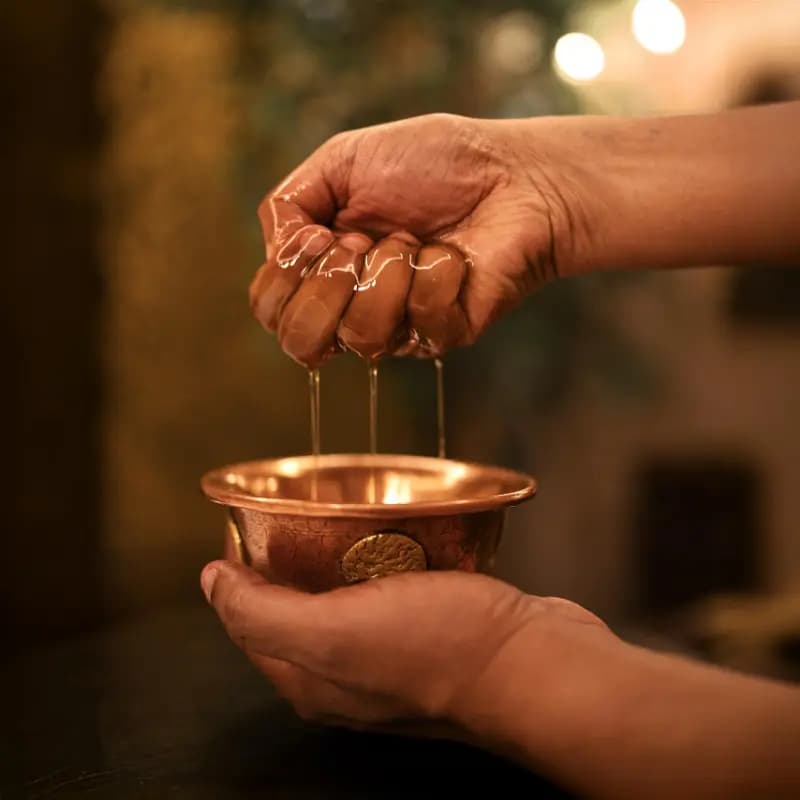 Abhyanga — Therapeutic Oil Massage