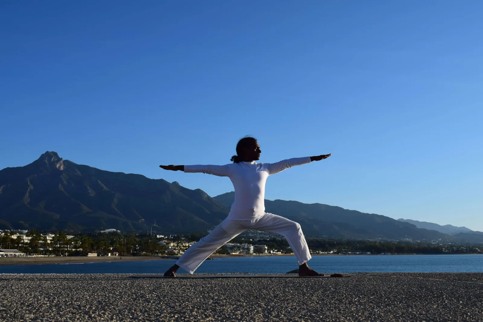 Yoga for Weight Loss: What It Really Does (and 5 Practices)