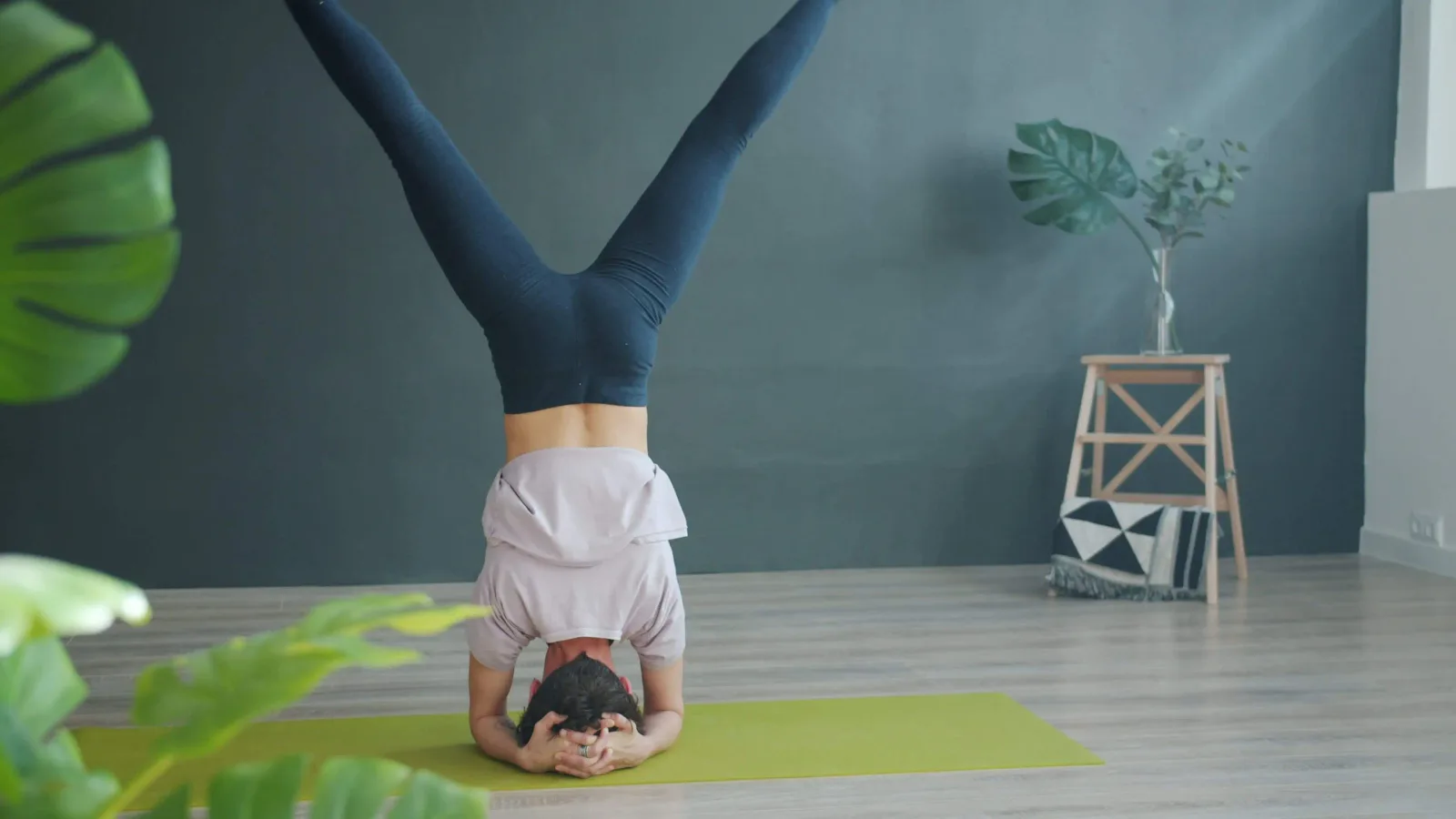 Sirsasana Benefits: Headstand, Learned the Safe Way